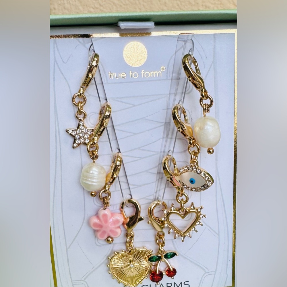 CHARMS - Picture 2 of 3